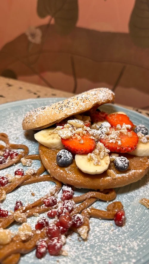 Süße Sünde Bagel mit Früchten aus unserer Speisekarte